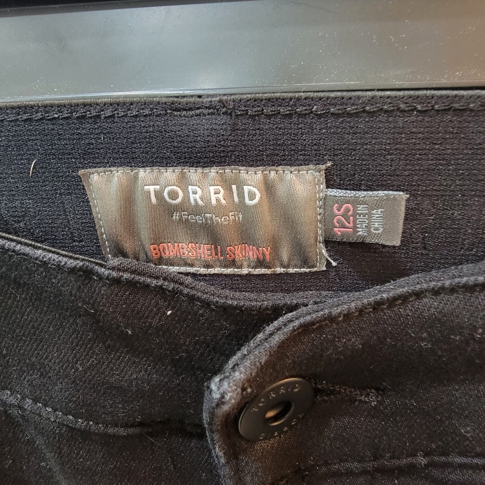 Jeans - Picture 2 of 2